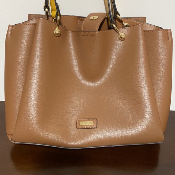 DELETE - Picture 9 of 14